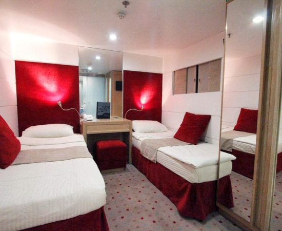 Harmony G cabin Cruises in Greece Harmony G cabin Cruises in Greece