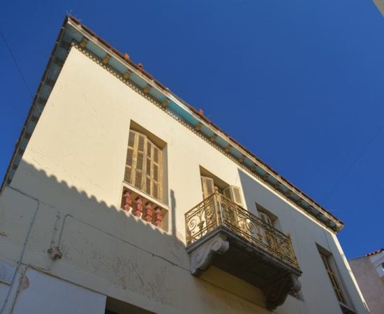 Plaka, Greek "arhontiko" building
