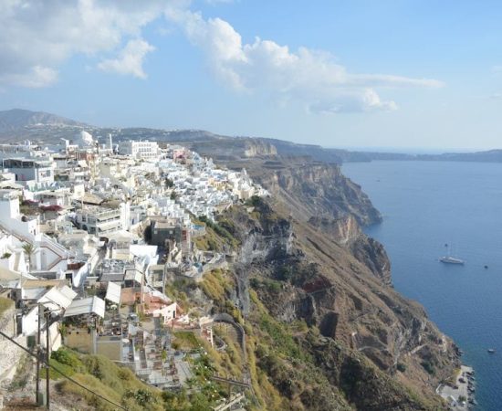 Santorini Island, Phyra