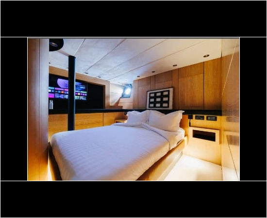 Aura cabin