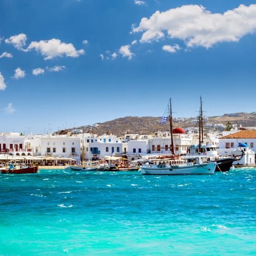 tri-sa-mykonos-old-port